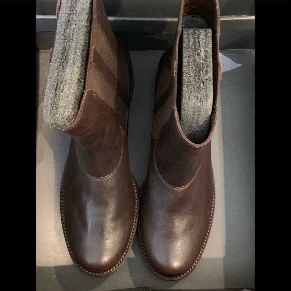 NEW Kenneth Cole reaction Leather Ankle boots